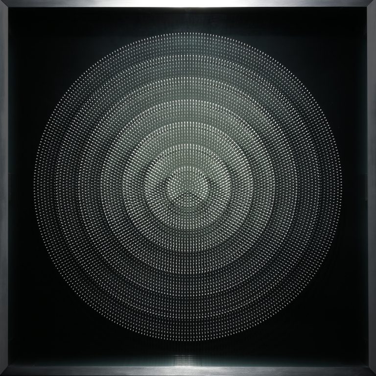 Reis Objekt Kreis, 2025, Reis, Glas, Aluminium, 80,6x80,6x10cm - Kopie